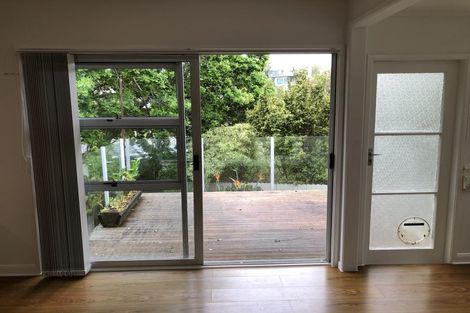 Photo of property in 536 Beach Road, Murrays Bay, Auckland, 0630