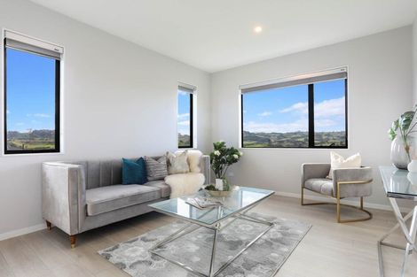 Photo of property in 7 James Elliot Way, Pokeno, 2402