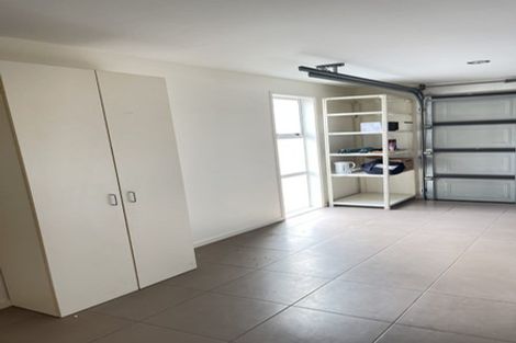 Photo of property in 90 Tiriwa Drive, Massey, Auckland, 0614