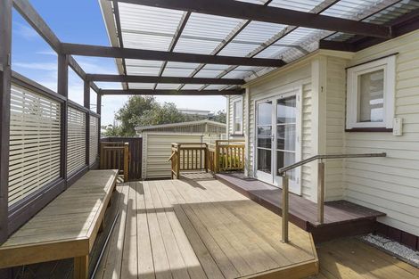 Photo of property in 209 Buckland Road, Mangere East, Auckland, 2024