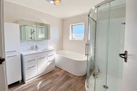 Photo of property in 12 Camellia Avenue, Bell Block, New Plymouth, 4312