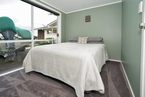 Photo of property in 6 Norma Place, Riverlea, Hamilton, 3216