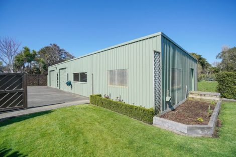 Photo of property in 211 Dunns Road, Otatara, Invercargill, 9879