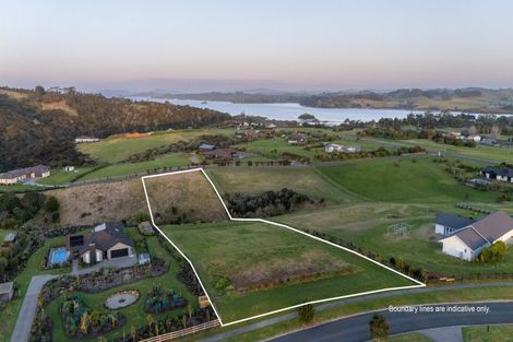 Photo of property in 6 Fernbird Grove, Kerikeri, 0294