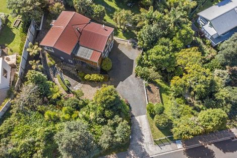 Photo of property in 2 East Street, Raglan, 3225