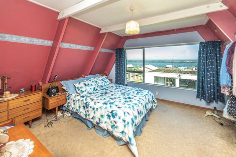 Photo of property in 5 Ashton Terrace, Castlecliff, Whanganui, 4501