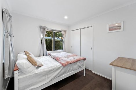 Photo of property in 2 Whitbourne Heights, Manurewa, Auckland, 2105