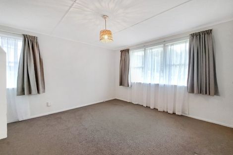 Photo of property in 41 Bird Grove, Stokes Valley, Lower Hutt, 5019
