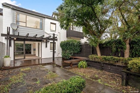Photo of property in 2/33 Monteith Crescent, Remuera, Auckland, 1050