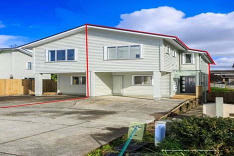 Photo of property in 5/4 John Jennings Drive, Oteha, Auckland, 0632