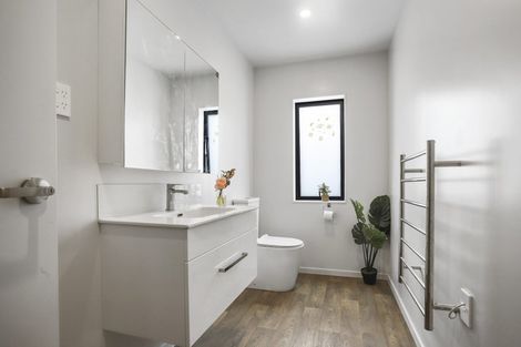 Photo of property in 38 Matawhanga Drive, Wattle Downs, Auckland, 2103