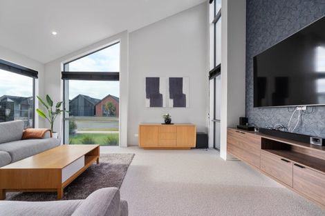 Photo of property in 27 Finstock Way, Rolleston, 7614