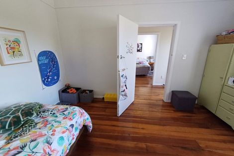 Photo of property in 13 Stanley Street, Berhampore, Wellington, 6023