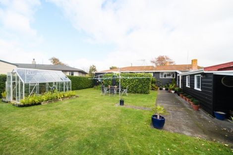 Photo of property in 14 Wilson Street, Bulls, 4818