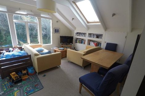 Photo of property in 123a Glenmore Street, Kelburn, Wellington, 6012