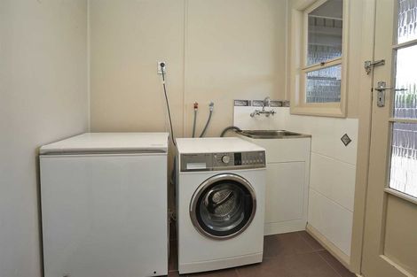 Photo of property in 10 Pulham Crescent, Queenwood, Hamilton, 3210