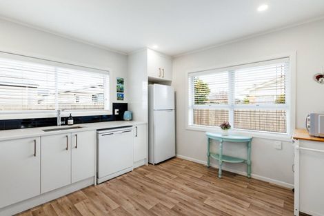 Photo of property in 4 Walter Street, Fairfield, Hamilton, 3214