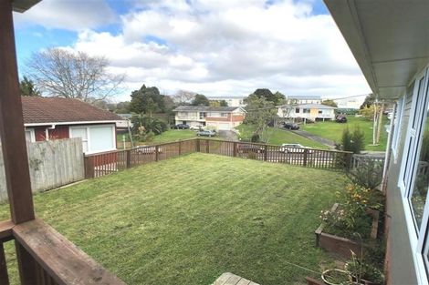 Photo of property in 143 Tiroroa Avenue, Te Atatu South, Auckland, 0610