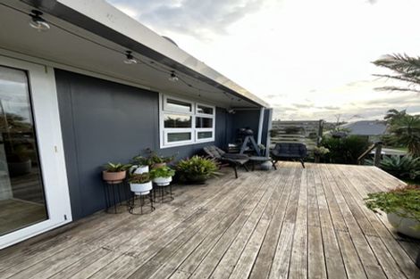 Photo of property in 13 Sea View Terrace, Cockle Bay, Auckland, 2014