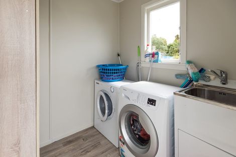 Photo of property in 10 Rimu Road, Stanmore Bay, Whangaparaoa, 0932