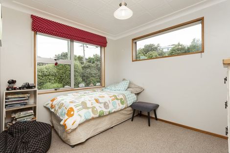 Photo of property in 27 Bayne Terrace, Macandrew Bay, Dunedin, 9014