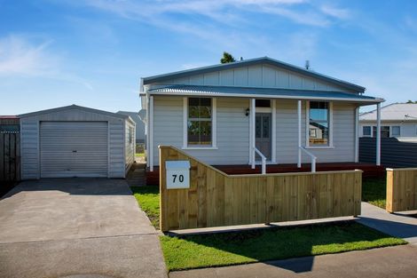 Photo of property in 70 Ketemarae Road, Normanby, Hawera, 4614