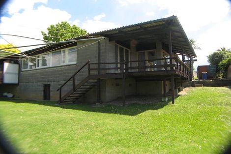 Photo of property in 1/135 Glenfield Road, Hillcrest, Auckland, 0626