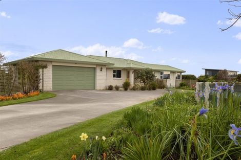 Photo of property in 281 Waihi Road, Hawera, 4673