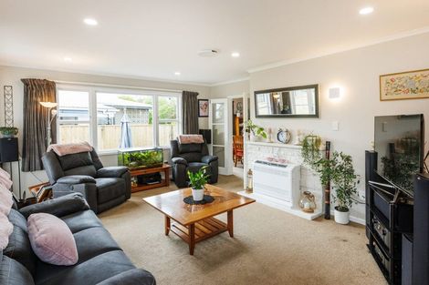 Photo of property in 18 Buick Crescent, Awapuni, Palmerston North, 4412