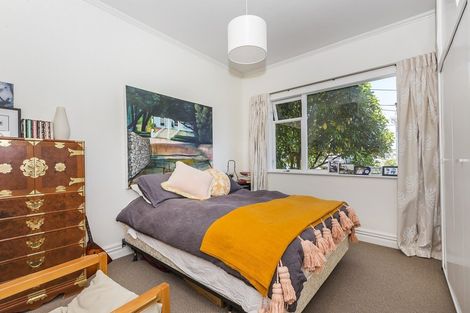 Photo of property in 5 Stafford Street, Mount Victoria, Wellington, 6011
