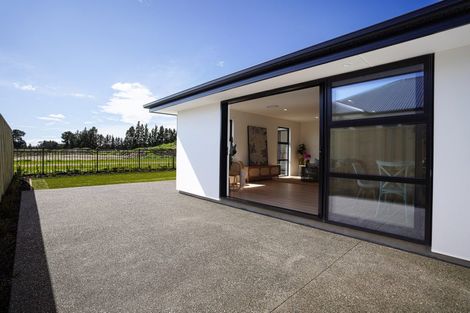 Photo of property in 11 Cam Mill Place, Rangiora, 7400