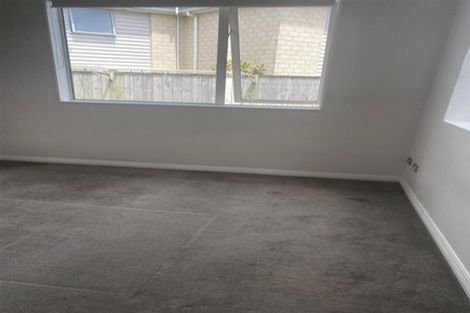 Photo of property in 21e Stamford Crescent, Flat Bush, Auckland, 2019