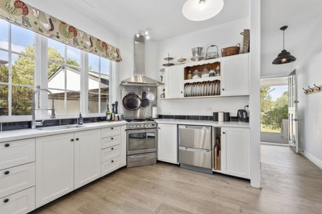 Photo of property in 6 Tawai Street, Trentham, Upper Hutt, 5018