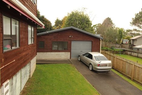 Photo of property in 10 Kayle Glen, West Harbour, Auckland, 0618