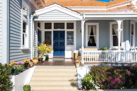 Photo of property in Mchardy Homestead, 11 Bracken Street, Hospital Hill, Napier, 4110