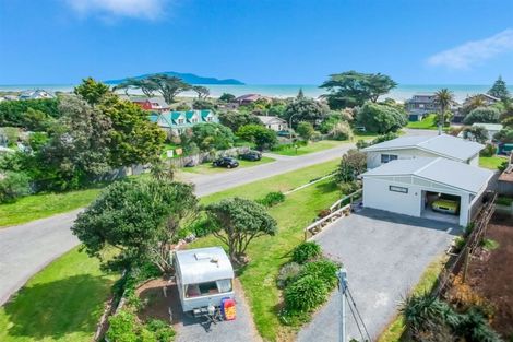 Photo of property in 53 Dixie Street, Te Horo Beach, Otaki, 5581