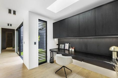 Photo of property in 296 Kitchener Road, Pukekohe, 2120