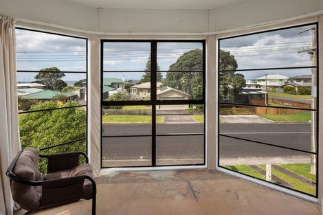 Photo of property in 22 Dillon Street, Waihi Beach, 3611