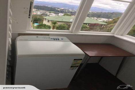 Photo of property in 79a Mills Road, Brooklyn, Wellington, 6021