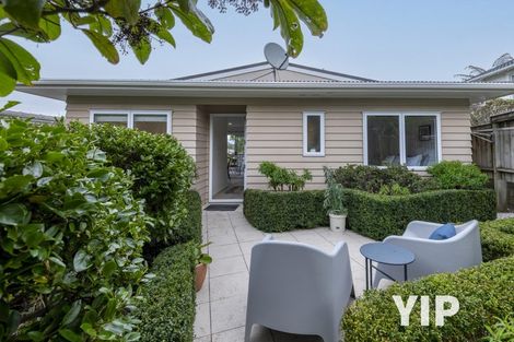 Photo of property in 20b Woodland Road, Johnsonville, Wellington, 6037