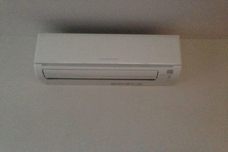 Photo of property in 53 Hillary Crescent, Upper Riccarton, Christchurch, 8041