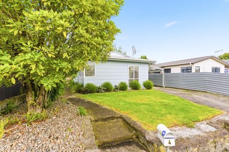 Photo of property in 4 Coromandel Court, Roslyn, Palmerston North, 4414