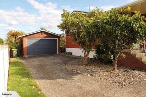 Photo of property in 3 Carter Drive, Pomare, Rotorua, 3015