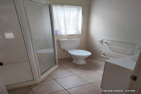 Photo of property in 33a Baird Street, Howick, Auckland, 2014