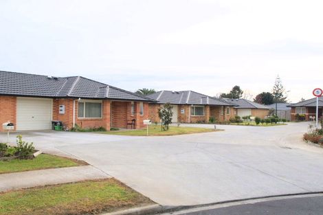 Photo of property in 1/25 Growers Lane, Mangere East, Auckland, 2024