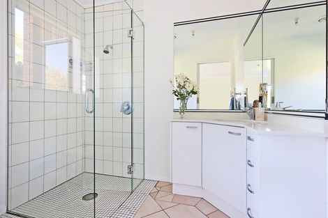 Photo of property in Li199b, 14 Scarrott Road, Bay View, Napier, 4104