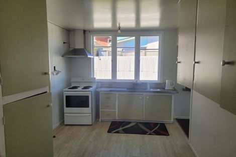 Photo of property in 33 Cutfield Road, New Plymouth, 4310