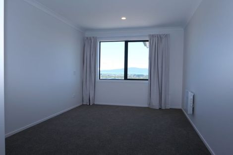 Photo of property in 13 Wilson Way, Waikanae, 5036