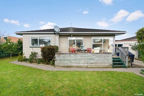 Photo of property in 1/46 Aviemore Drive, Highland Park, Auckland, 2010