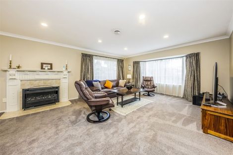 Photo of property in 264 Hill Road, The Gardens, Auckland, 2105